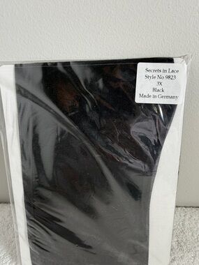 Secrets in Lace Black thigh high stockings 2x